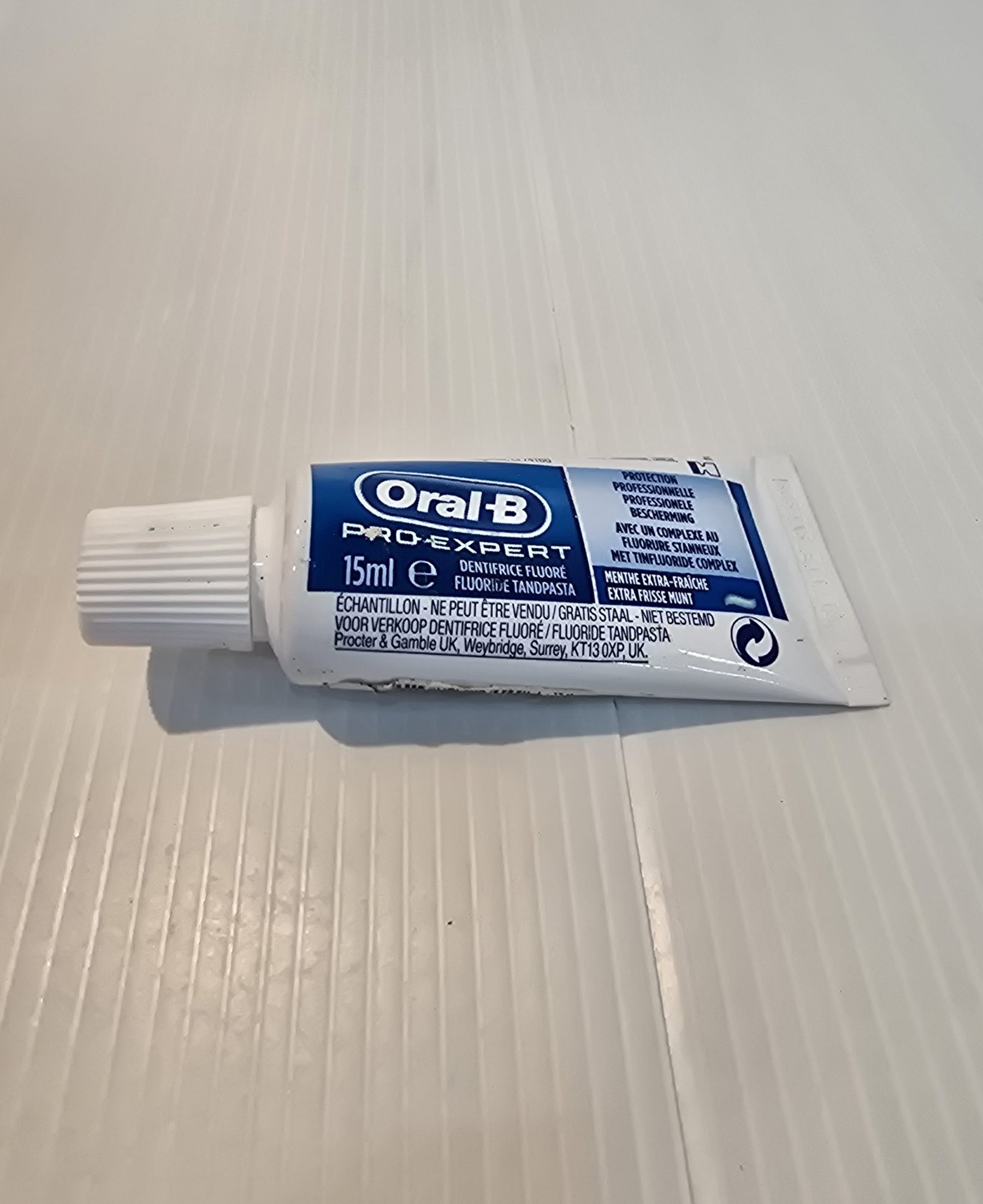 Oral-B Pro-Expert Fluorid Toothpaste 15ml