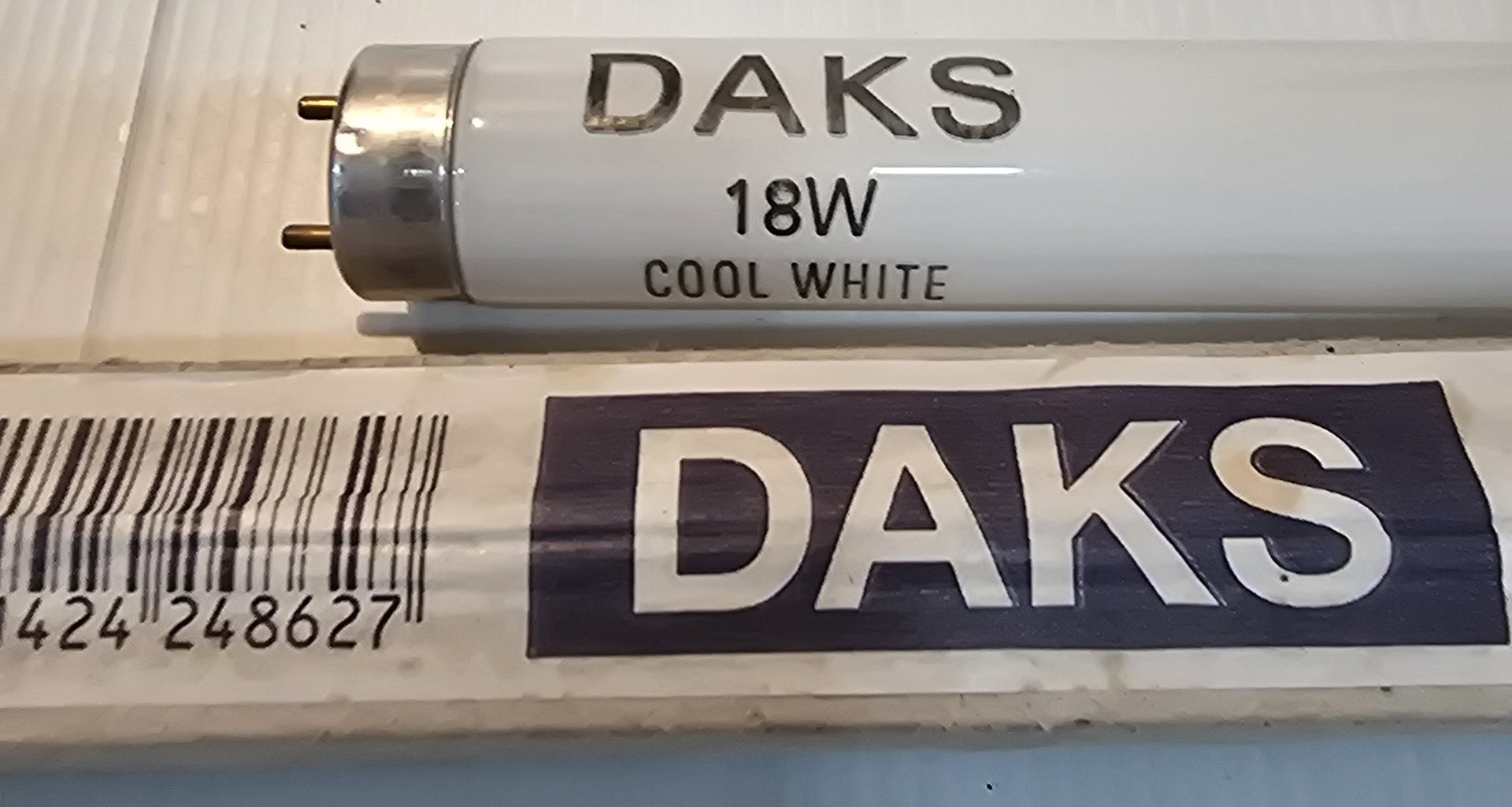 Daks 84035 18W Cool White - Image 3