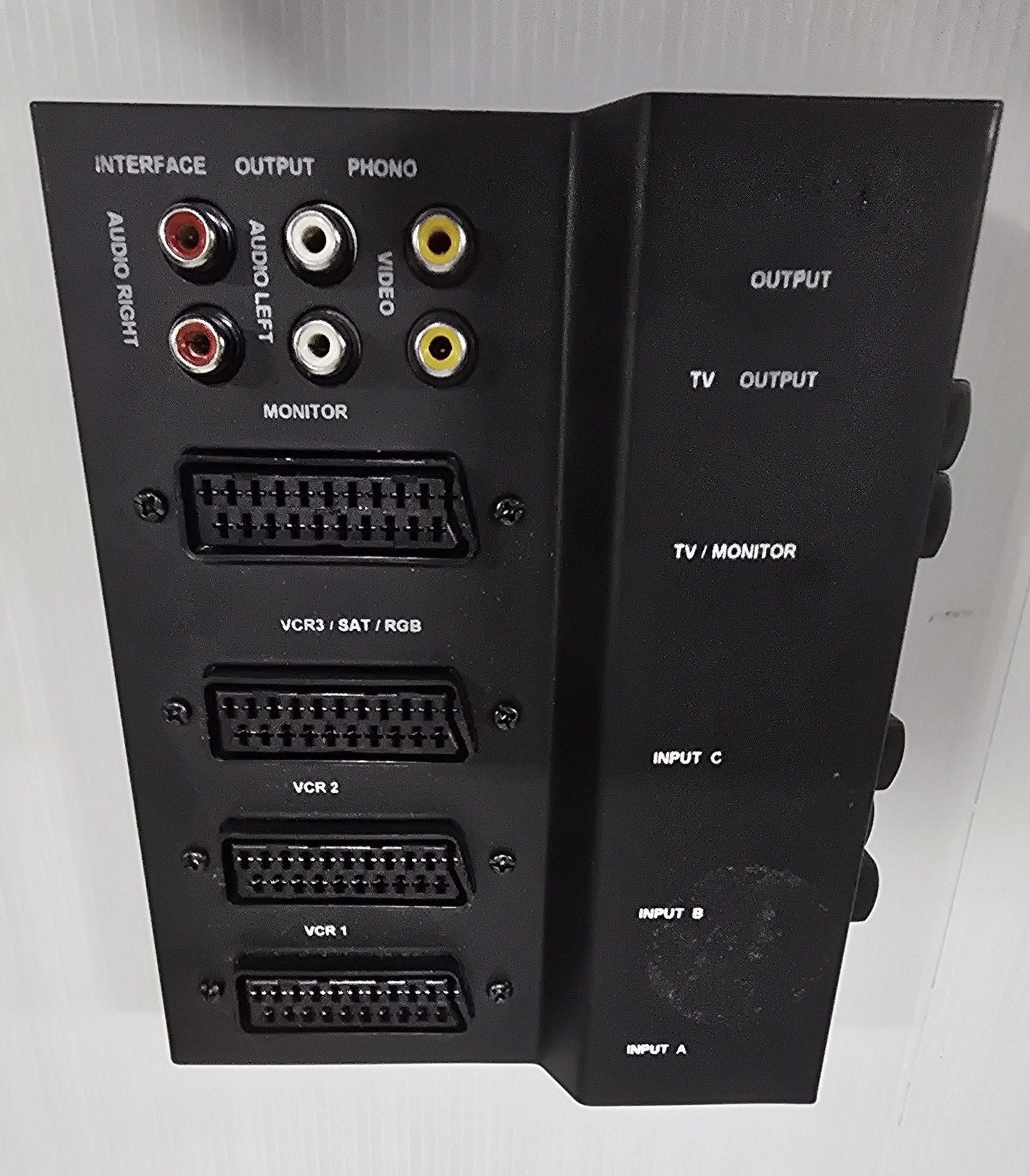 HQ Multi SCART AV switch