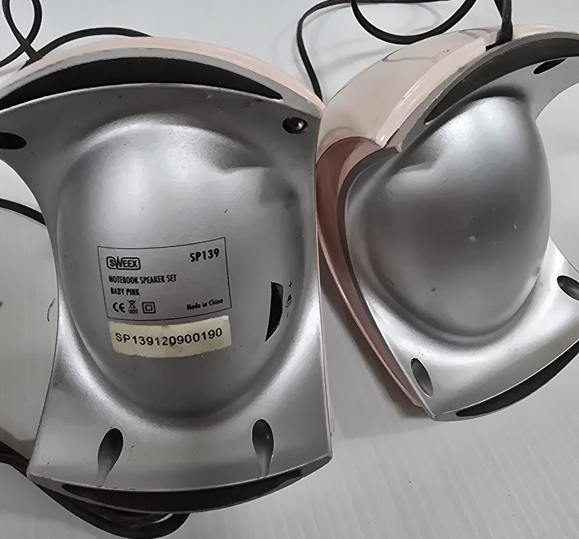 Sweex Notebook Speaker Set Baby Pink SP139 - Image 2