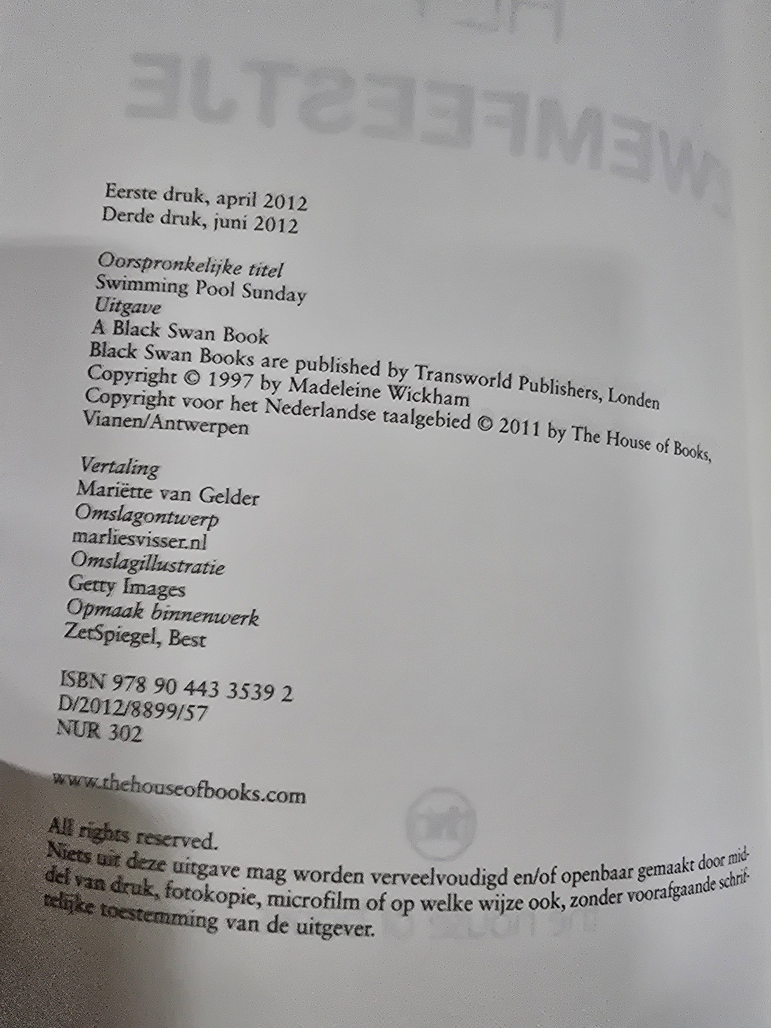 The House Of Books - Het Zwemfeestje - Sophie Kinsella - Image 3